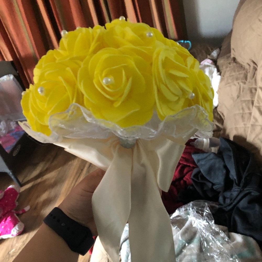 Yellow flower bouquet